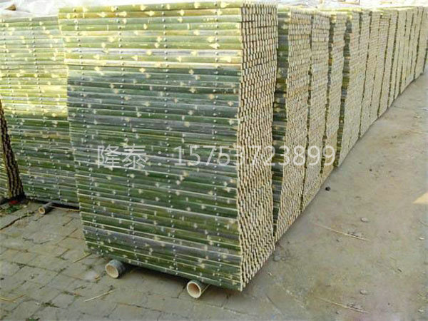 竹羊床（漏糞板）